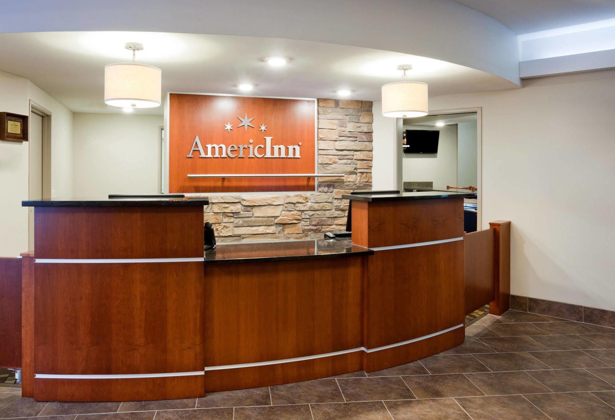 Americinn By Wyndham Fairfield Buitenkant foto